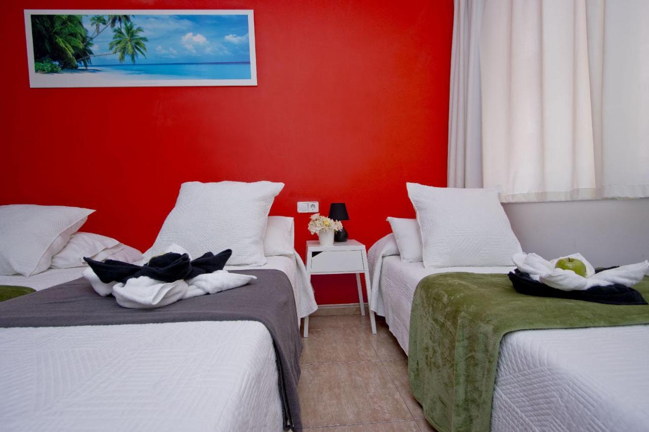 Barcelona City North Hostal المظهر الخارجي الصورة