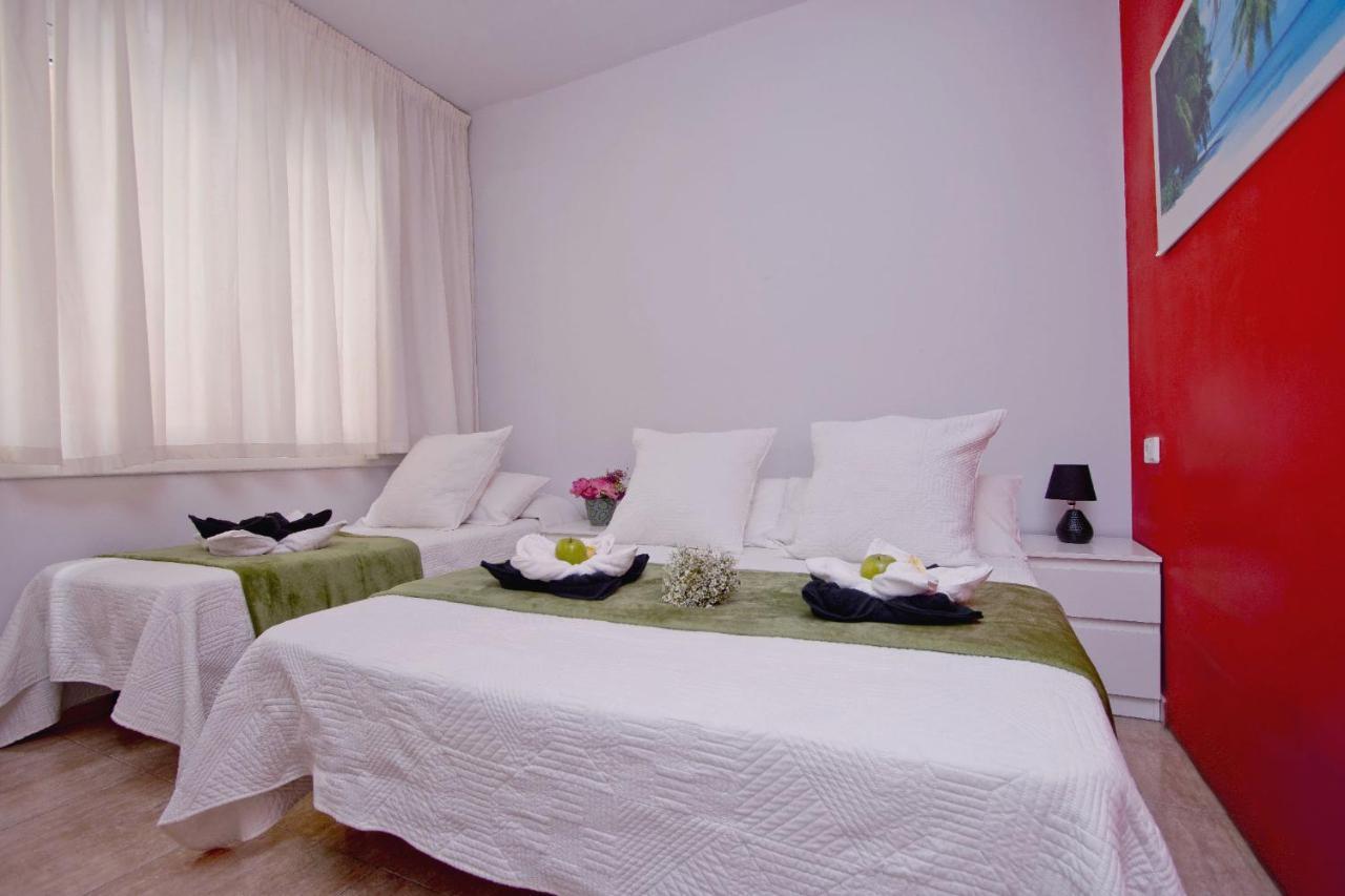 Barcelona City North Hostal المظهر الخارجي الصورة