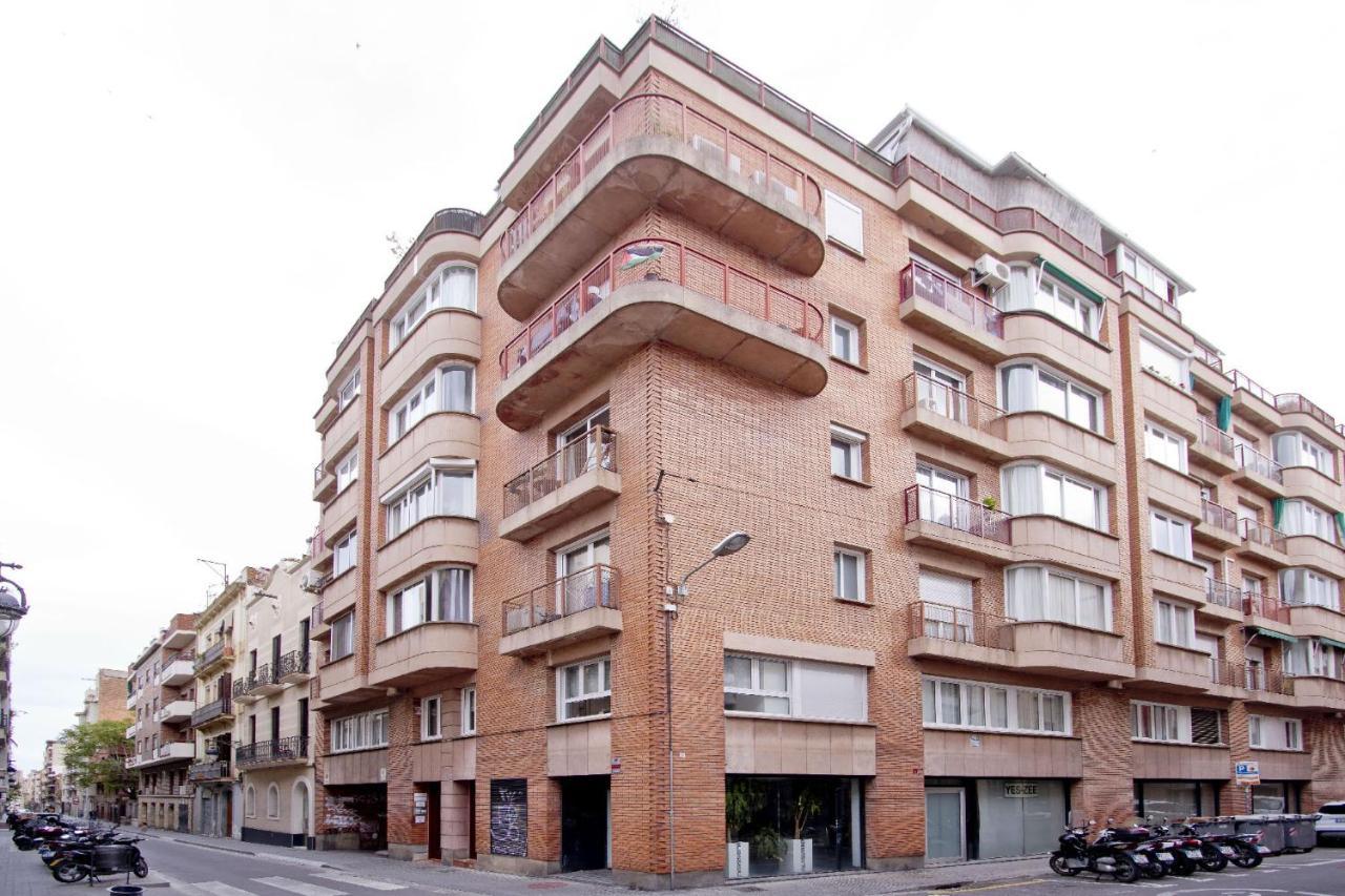 Barcelona City North Hostal المظهر الخارجي الصورة
