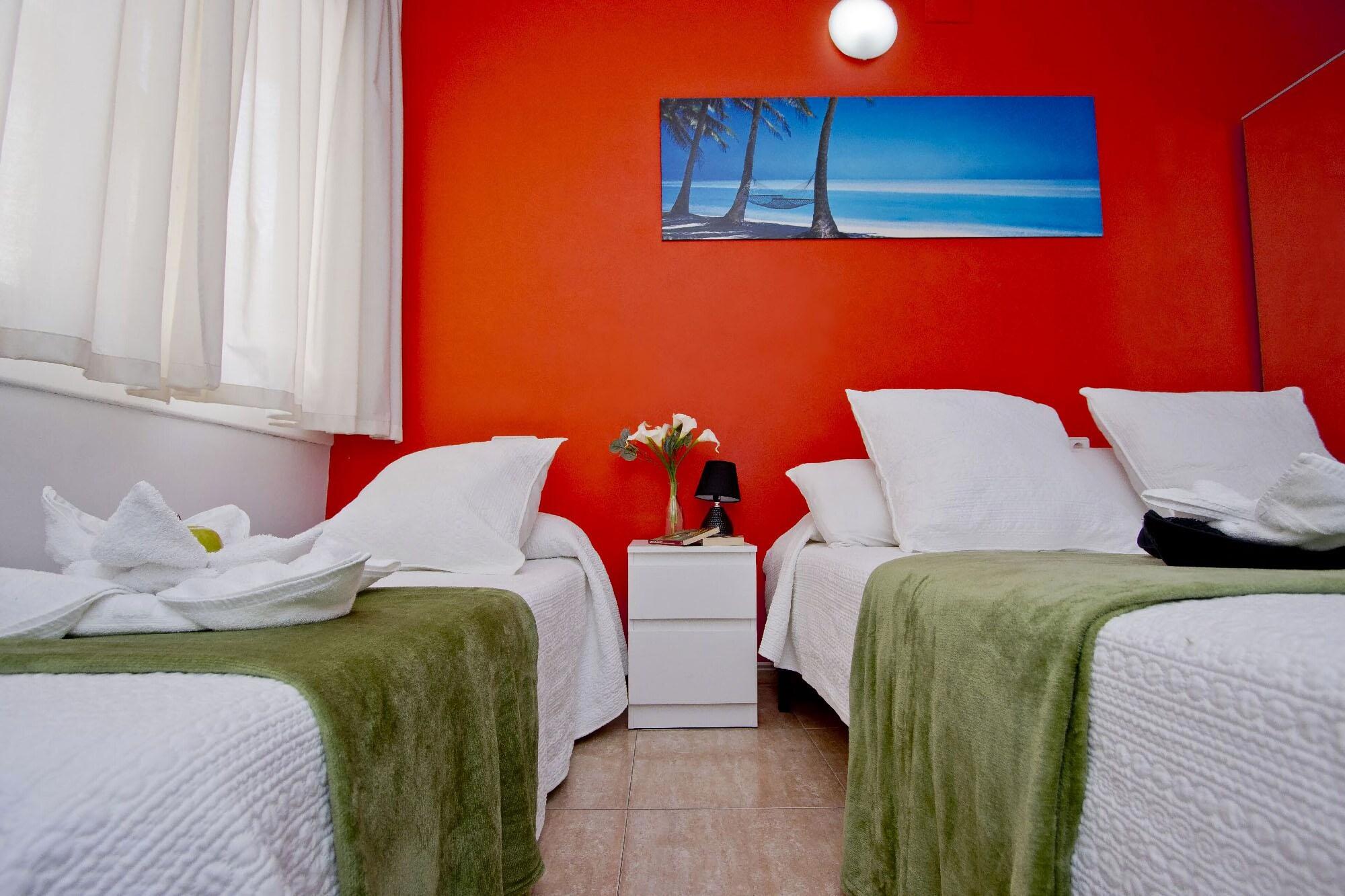 Barcelona City North Hostal المظهر الخارجي الصورة